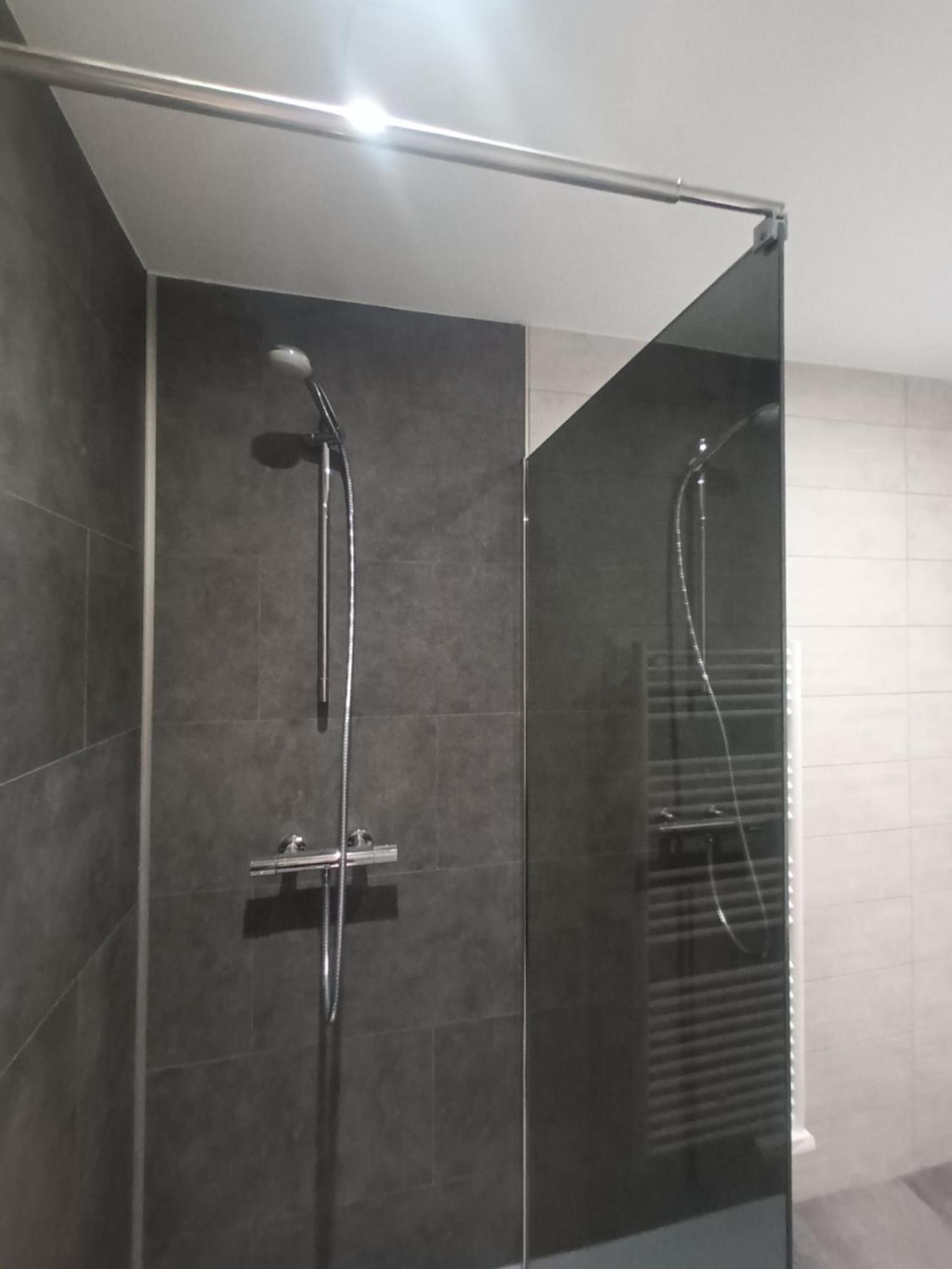 Gite 4 Personnes Proche Des Cascades Du Herisson Doucier Exterior photo